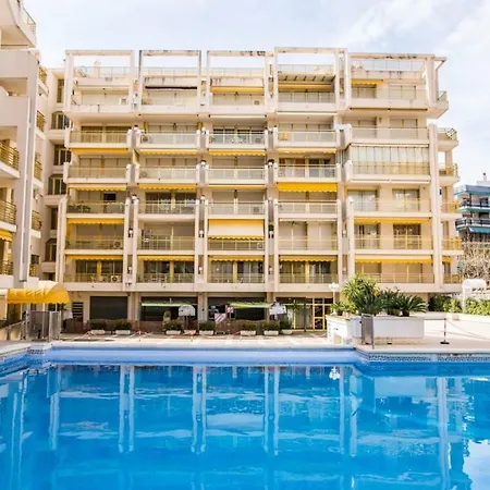 Acogedor En Primera Linea De Playa Salou